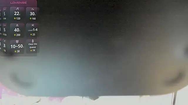 IZZY BEAUTIFUL online show from March 4, 2025, 10:49 pm