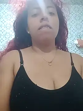Snapshot of alexandraluv chatting on February 11, 2025, 4:24 pm alexandraluv online show from February 11, 2025, 4:24 pm