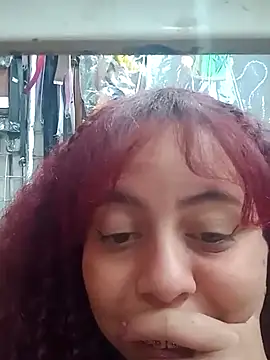 Snapshot of alexandraluv chatting on February 14, 2025, 9:53 pm alexandraluv online show from February 14, 2025, 9:53 pm
