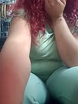 Snapshot of alexandraluv chatting on February 23, 2025, 11:36 pm alexandraluv online show from February 23, 2025, 11:36 pm
