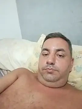 Cruelmalvado online show from December 15, 2025, 12:37 am