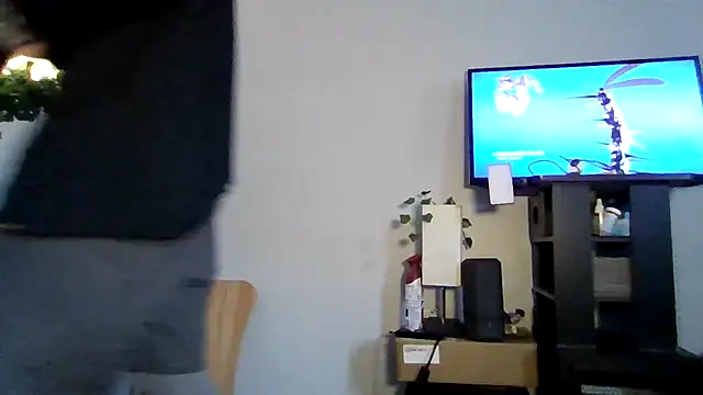 Snapshot of cruz815 chatting on October 12, 2025, 8:19 pm cruz815 online show from October 12, 2025, 8:19 pm