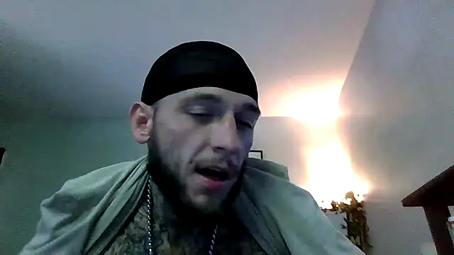 Snapshot of cruz815 chatting on October 16, 2025, 6:53 pm cruz815 online show from October 16, 2025, 6:53 pm