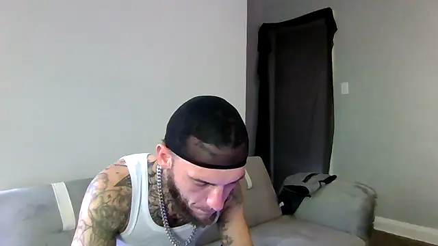 Snapshot of cruz815 chatting on October 20, 2025, 5:13 pm cruz815 online show from October 20, 2025, 5:13 pm