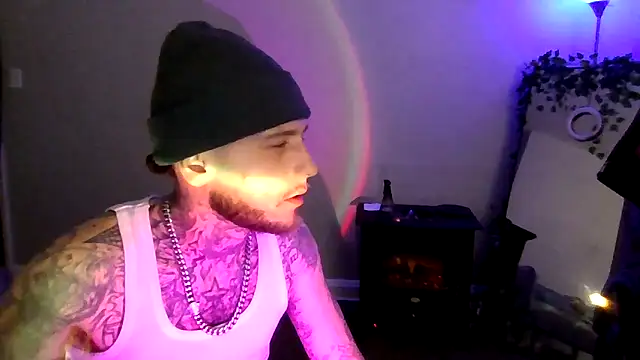 cruz815 online show from March 19, 2026, 6:28 am