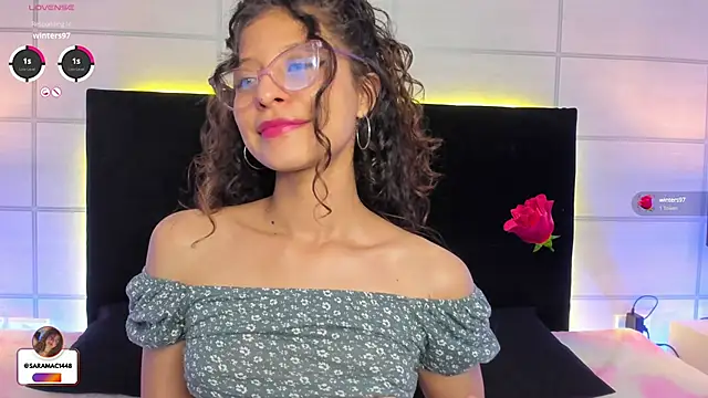 mac-sara online show from September 26, 2025, 7:29 pm