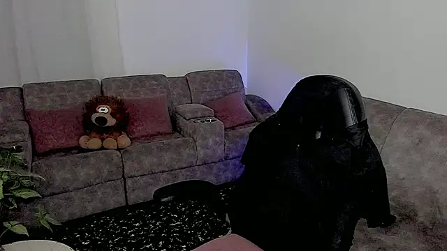 Dylan Milk online show from October 3, 2025, 4:42 am