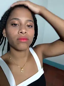 Snapshot of Street_royal chatting on February 22, 2025, 8:29 am Street royal online show from February 22, 2025, 8:29 am