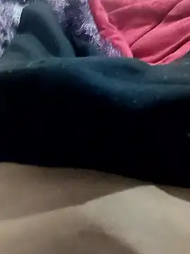 moreno1104 online show from January 14, 2026, 7:30 pm