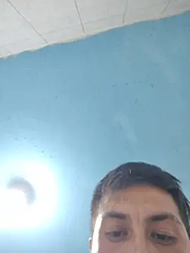 Snapshot of Fo05go chatting on August 4, 2026, 8:33 pm Fo05go online show from August 4, 2026, 8:33 pm