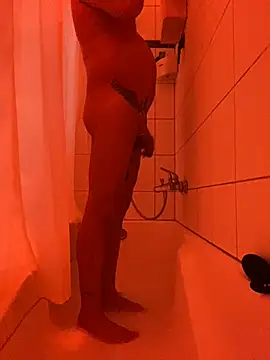 BOOTS online show from November 13, 2025, 8:13 am