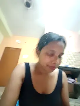 Snapshot of Olivia0879 chatting on March 12, 2025, 6:11 pm Olivia0879 online show from March 12, 2025, 6:11 pm