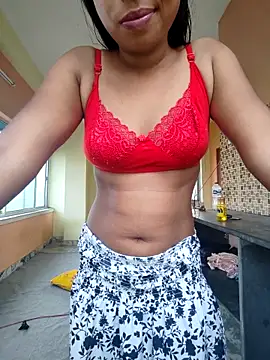 Snapshot of Olivia0879 chatting on March 17, 2025, 10:49 am Olivia0879 online show from March 17, 2025, 10:49 am