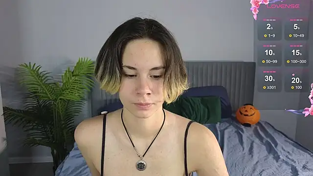 BettyCarter07 online show from November 4, 2025, 1:16 am