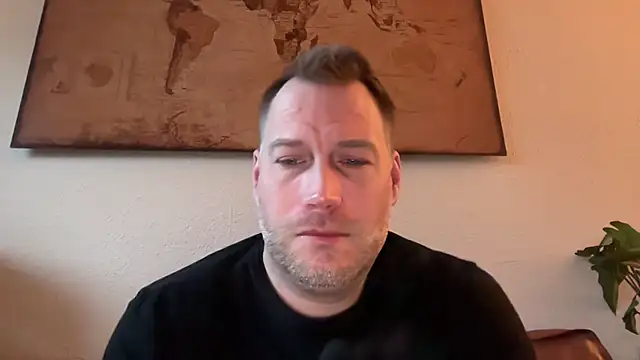 Snapshot of Christian87xxx chatting on February 9, 2026, 7:01 am Christian87xxx online show from February 9, 2026, 7:01 am