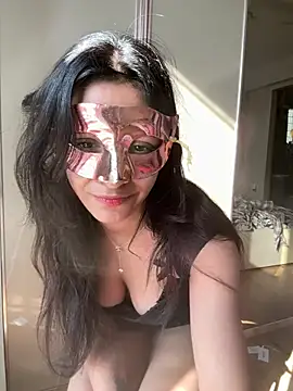 Snapshot of princess_rainaa chatting on February 2, 2025, 10:46 am princess rainaa online show from February 2, 2025, 10:46 am