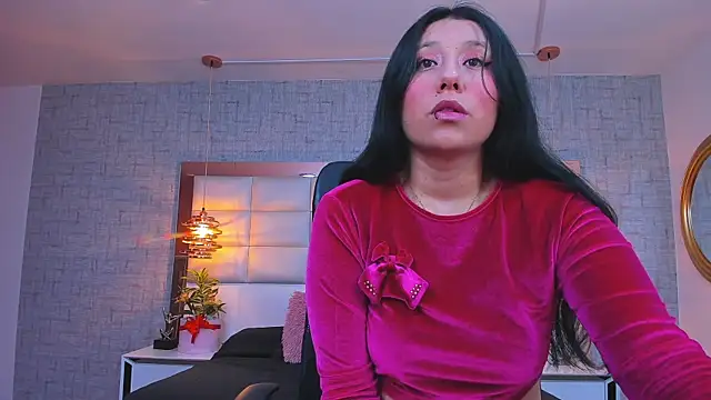 Nohemi louse online show from March 27, 2026, 6:18 pm