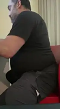 fuocovivo4 online show from February 5, 2025, 6:15 pm