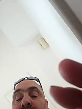 fuocovivo4 online show from February 26, 2026, 11:31 am