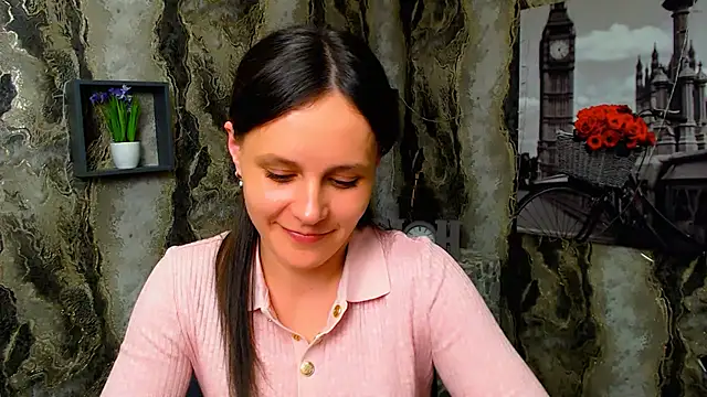 ValeriaHeart  online show from March 3, 2025, 3:31 pm