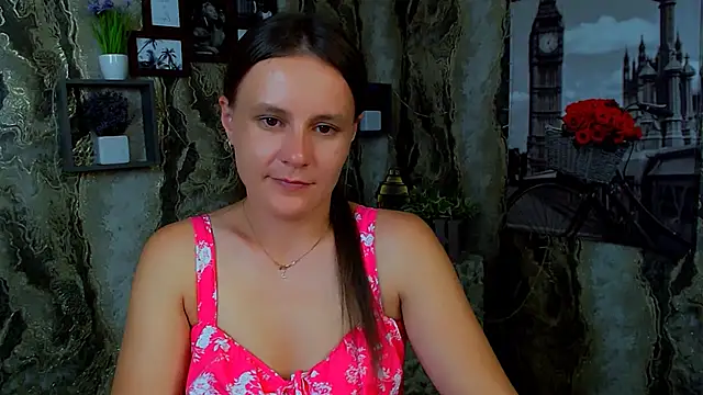 ValeriaHeart  online show from September 14, 2025, 12:48 pm