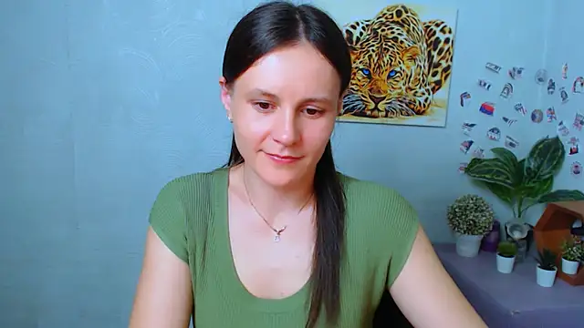 ValeriaHeart  online show from March 3, 2026, 2:01 pm