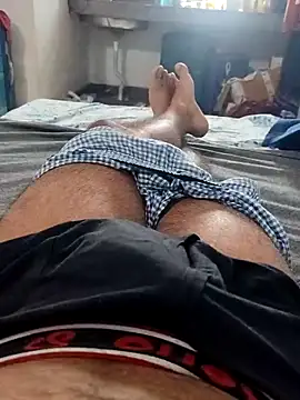 Hot funky boy online show from February 8, 2026, 8:40 am