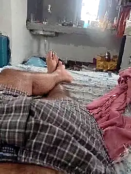 Hot funky boy online show from April 19, 2026, 3:28 am