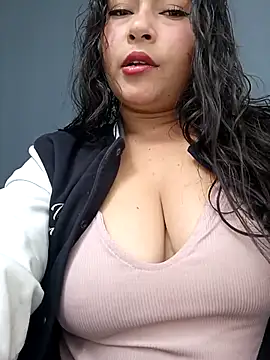 Rachel new20 online show from September 22, 2025, 8:55 pm