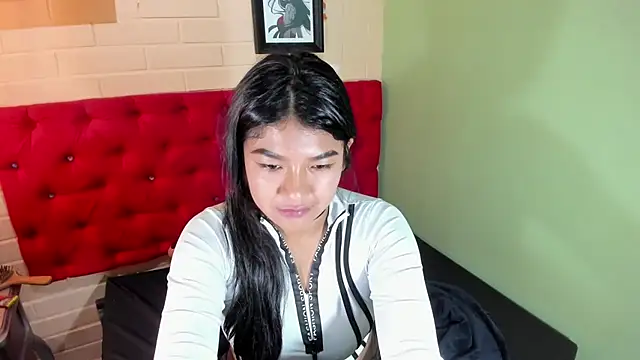 ScarletKray online show from March 8, 2025, 11:16 am