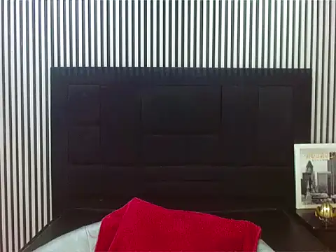 LihanJor 23 online show from September 26, 2025, 12:42 pm