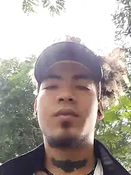 LihanJor 23 online show from October 28, 2025, 12:41 pm