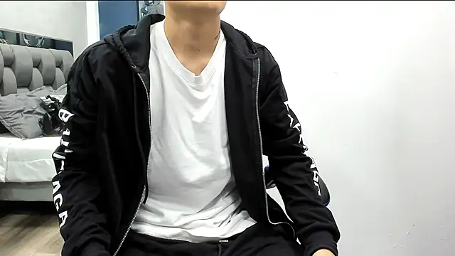 roan birkin online show from December 5, 2025, 7:43 pm