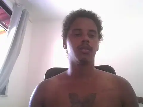 ONegodoce25 online show from May 9, 2026, 5:18 pm