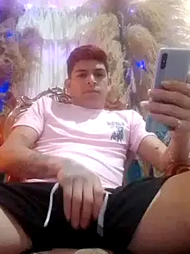 duquehotvoy online show from February 8, 2025, 11:02 pm