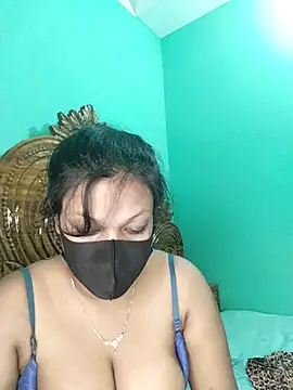 monekhan123 online show from October 10, 2025, 7:46 pm