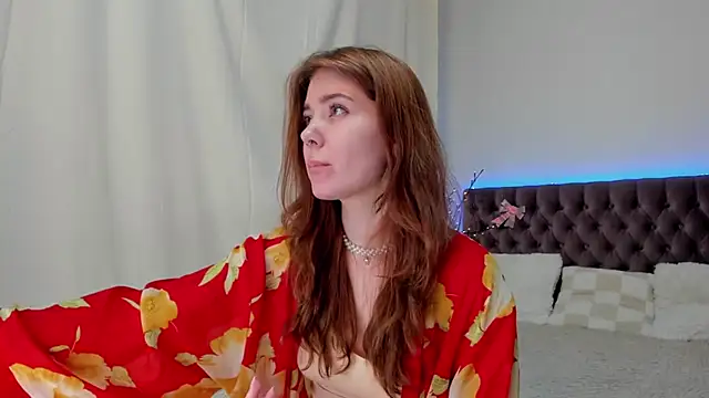 Ella Mayers online show from February 16, 2025, 3:04 am