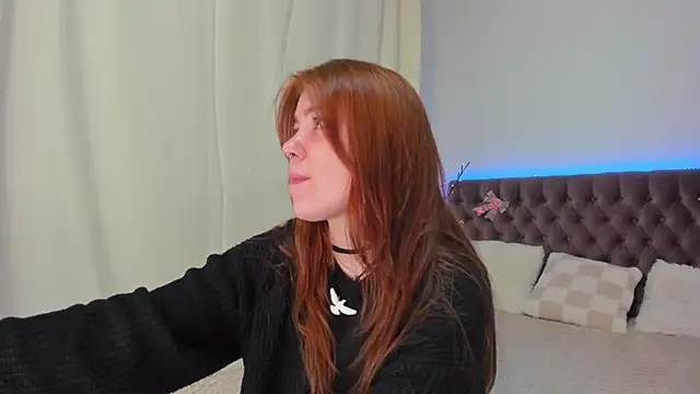 Ella Mayers online show from March 16, 2025, 9:16 pm