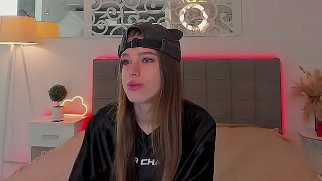 melissacrayzy online show from April 20, 2026, 5:32 am