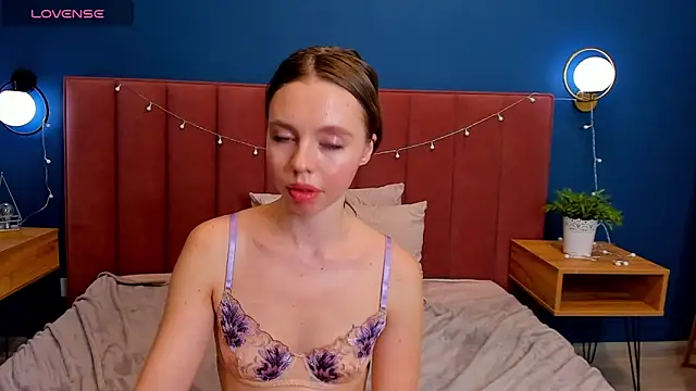 Snapshot of TessaAdorable chatting on February 9, 2025, 8:00 am TessaAdorable online show from February 9, 2025, 8:00 am