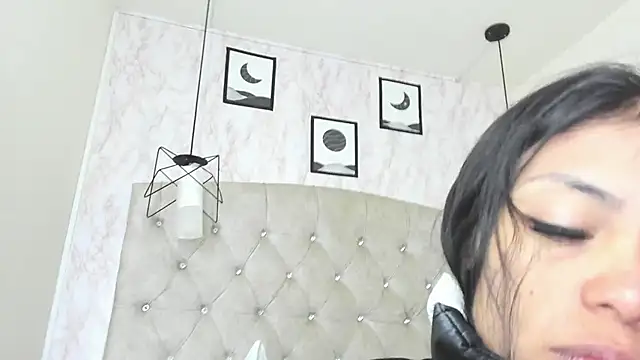 Raichell  online show from June 27, 2026, 12:22 pm