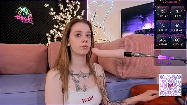 Snapshot of kitness_sky chatting on March 6, 2025, 9:03 am kitness sky online show from March 6, 2025, 9:03 am