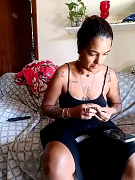 Pantaneirasexy online show from April 3, 2026, 1:31 pm