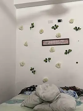 Marce 777 online show from March 18, 2025, 4:37 am