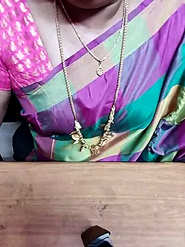 Snapshot of Tamil_Radha chatting on October 7, 2025, 6:16 pm Tamil Radha online show from October 7, 2025, 6:16 pm