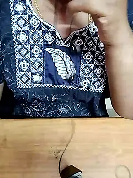 Snapshot of Tamil_Radha chatting on October 23, 2025, 6:06 pm Tamil Radha online show from October 23, 2025, 6:06 pm