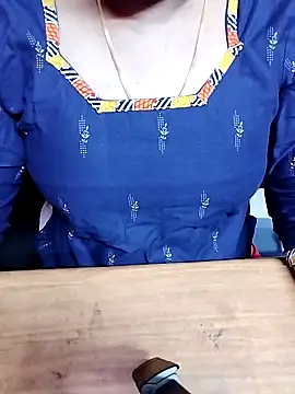 Snapshot of Tamil_Radha chatting on October 26, 2025, 4:57 pm Tamil Radha online show from October 26, 2025, 4:57 pm