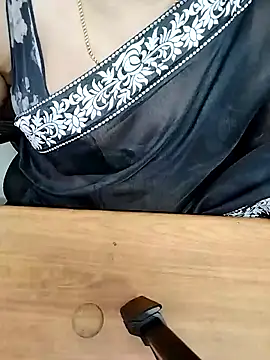 Snapshot of Tamil_Radha chatting on November 14, 2025, 8:46 am Tamil Radha online show from November 14, 2025, 8:46 am