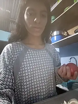 Ariell Kieran online show from April 15, 2026, 11:49 pm