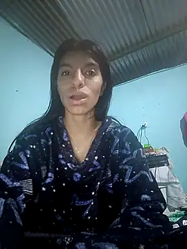 Snapshot of Ariell_Kieran chatting on May 5, 2026, 3:03 am Ariell Kieran online show from May 5, 2026, 3:03 am